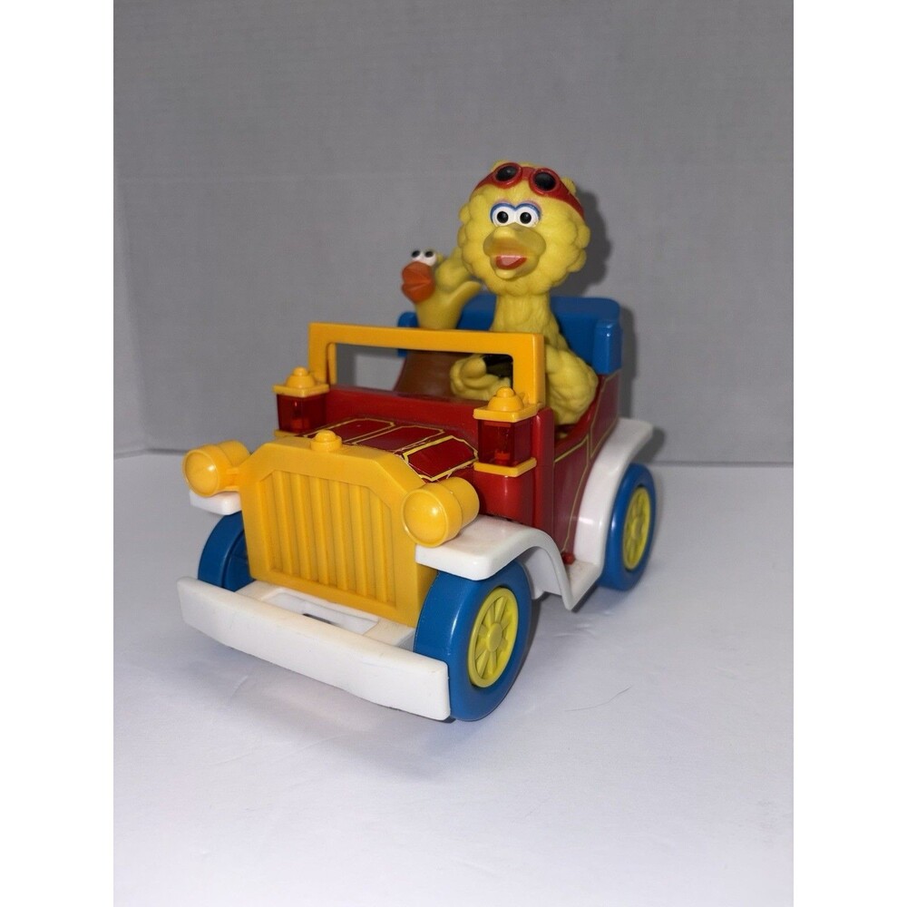 ILLCO Sesame Street Big Bird Fire Truck Motorized Toy TYCO VTG